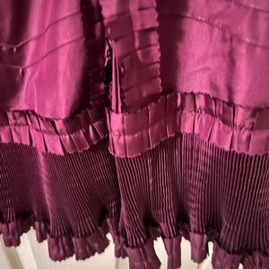 Burgundy detailed satin skirt